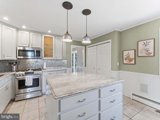 112 RED FOX LN, Phoenixville, PA 19460