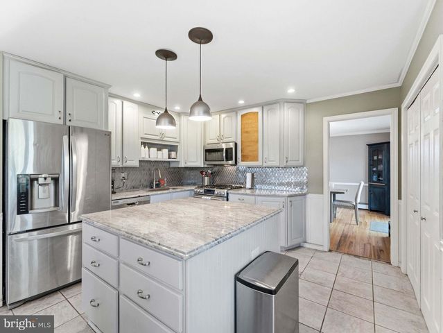 112 RED FOX LN, Phoenixville, PA 19460