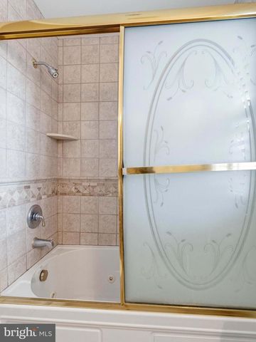 112 RED FOX LN, Phoenixville, PA 19460