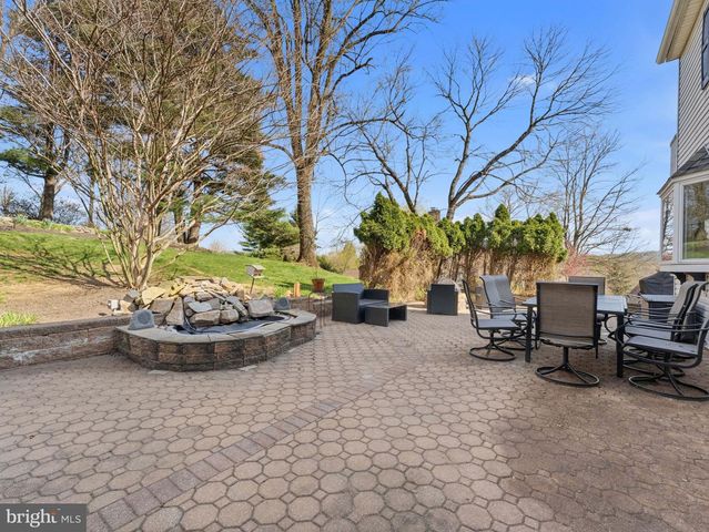 112 RED FOX LN, Phoenixville, PA 19460