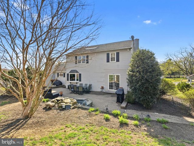 112 RED FOX LN, Phoenixville, PA 19460