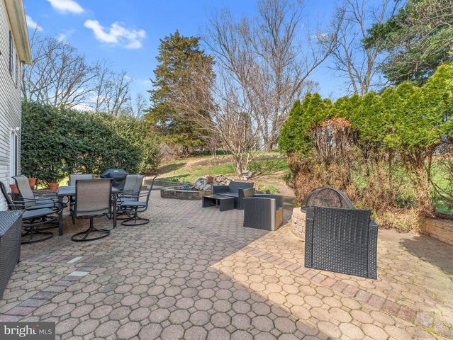 112 RED FOX LN, Phoenixville, PA 19460