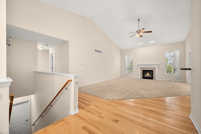 1418 Beach Lane, Sycamore, IL 60178