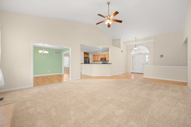 1418 Beach Lane, Sycamore, IL 60178