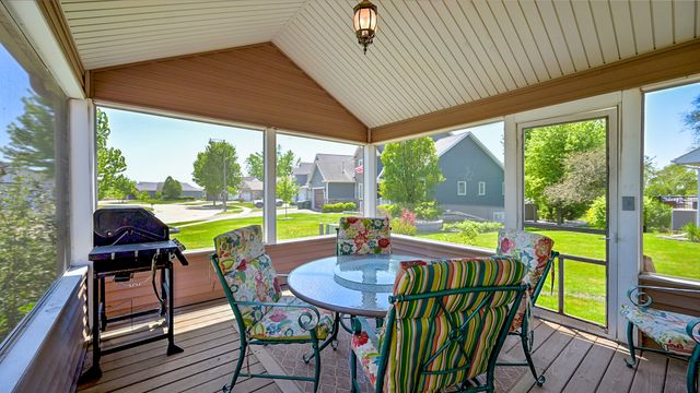 1418 Beach Lane, Sycamore, IL 60178