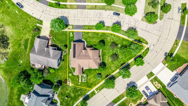 1418 Beach Lane, Sycamore, IL 60178