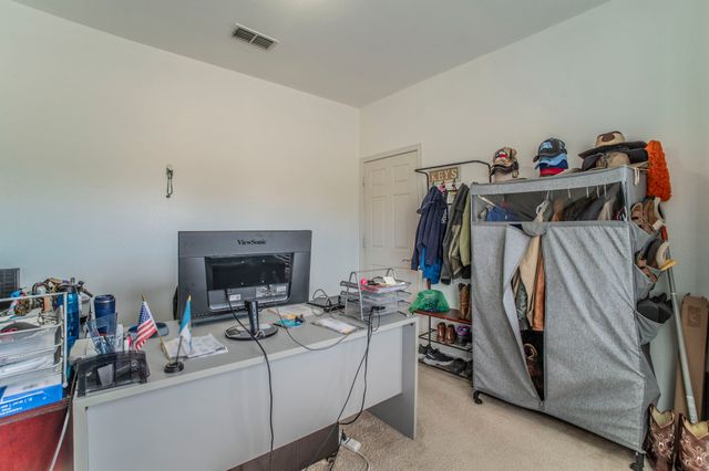 317 Crescent Creek Lane, Fort Worth, TX 76140