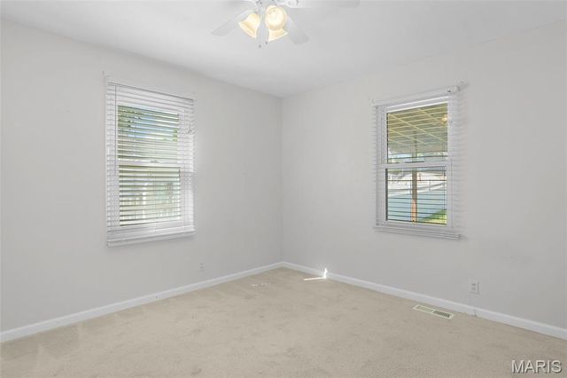12089 Sunnycrest Place, Maryland Heights, MO 63043