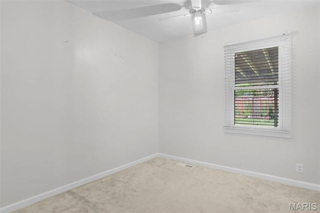 12089 Sunnycrest Place, Maryland Heights, MO 63043