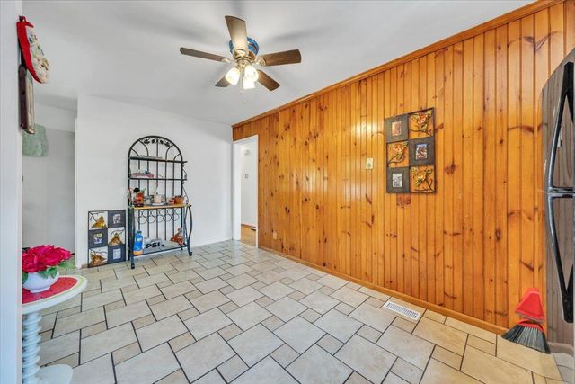 4342 Holmes ST, Roanoke, VA 24012