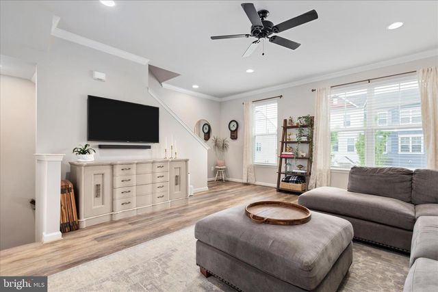 118 SPLENDOR GARDEN WAY, Stephenson, VA 22656