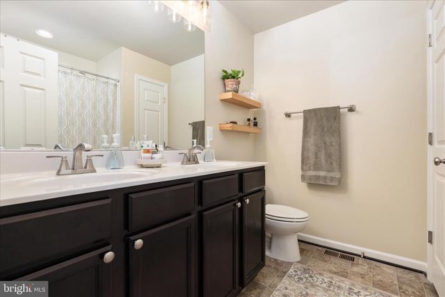 118 SPLENDOR GARDEN WAY, Stephenson, VA 22656
