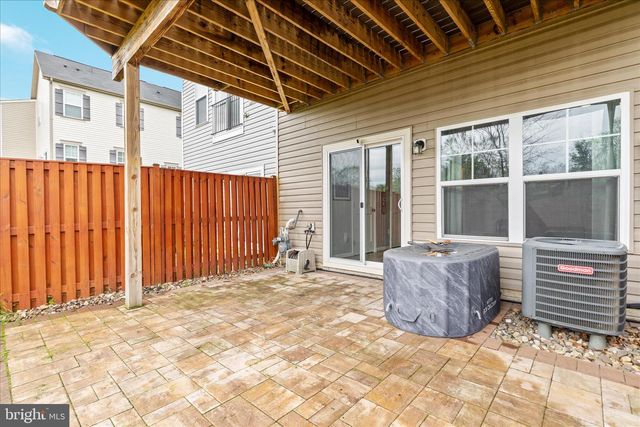 118 SPLENDOR GARDEN WAY, Stephenson, VA 22656