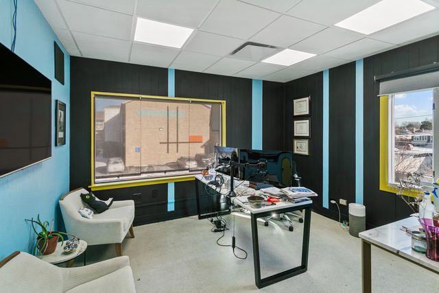 9757 S Kedzie Avenue, Evergreen Park, IL 60805