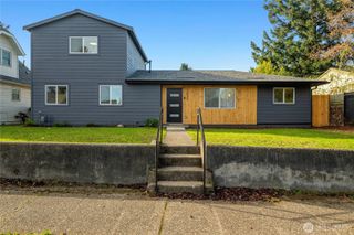 7935 13th Avenue SW #1, Seattle, WA 98106
