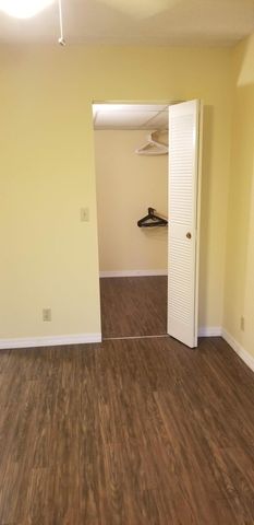 2000 Springdale Boulevard 203, Palm Springs, FL 33461