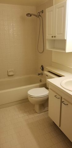 2000 Springdale Boulevard 203, Palm Springs, FL 33461