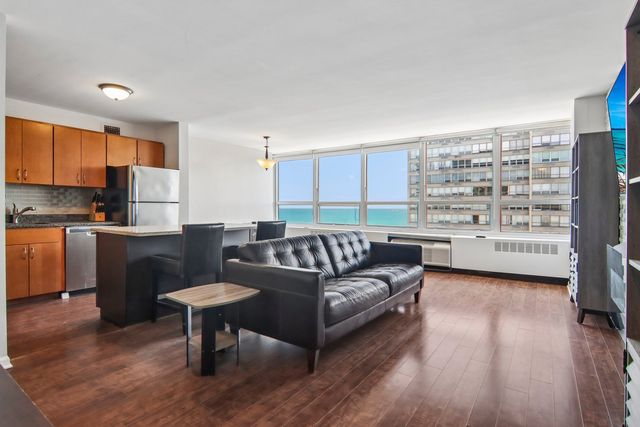 4800 S Chicago Beach Drive 2112N, Chicago, IL 60615