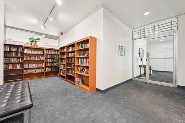 4800 S Chicago Beach Drive 2112N, Chicago, IL 60615
