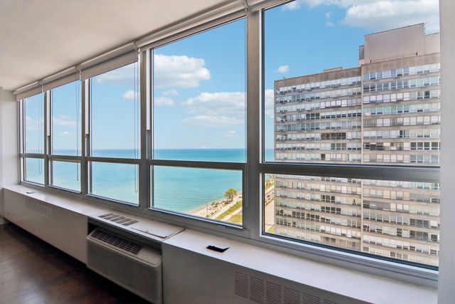 4800 S Chicago Beach Drive 2112N, Chicago, IL 60615