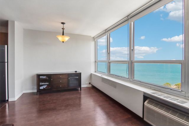4800 S Chicago Beach Drive 2112N, Chicago, IL 60615