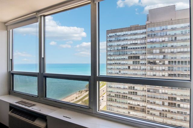 4800 S Chicago Beach Drive 2112N, Chicago, IL 60615