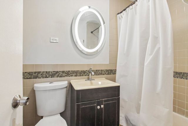 4800 S Chicago Beach Drive 2112N, Chicago, IL 60615