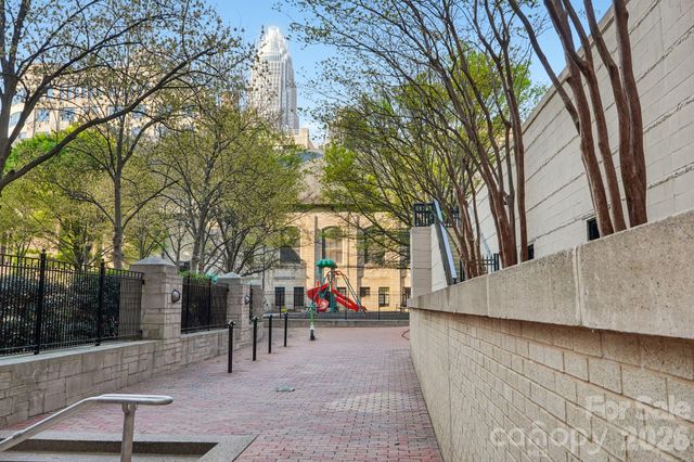 526 N Church Street, Charlotte, NC 28202