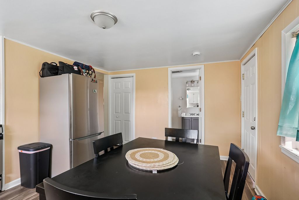 409 Barron Street, Bensenville, IL 60106 — photo 5