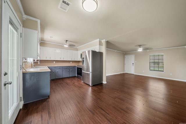 14 Burns Dr, Cabot, AR 72023
