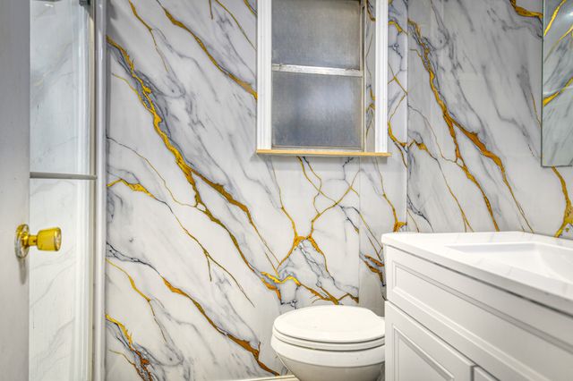 1304 Crestview Drive, Kaufman, TX 75142