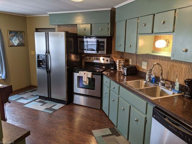 10011 Merion CT, North Fort Myers, FL 33903