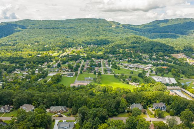 3018 Waterfront Court, Chattanooga, TN 37419