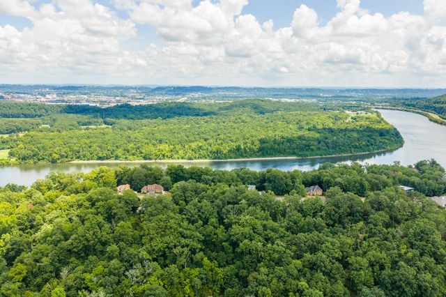 3018 Waterfront Court, Chattanooga, TN 37419