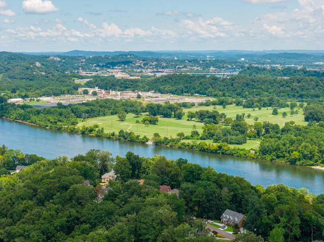 3018 Waterfront Court, Chattanooga, TN 37419