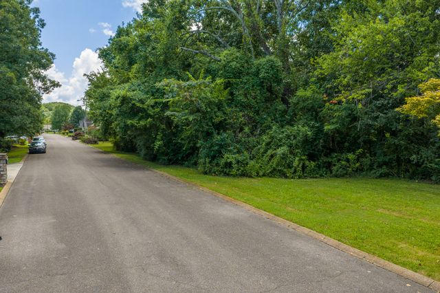 3018 Waterfront Court, Chattanooga, TN 37419