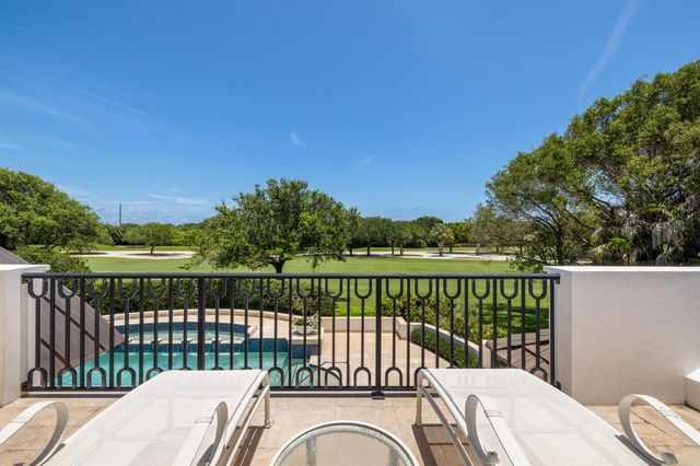 17965 SE Village Circle, Jupiter, FL 33469