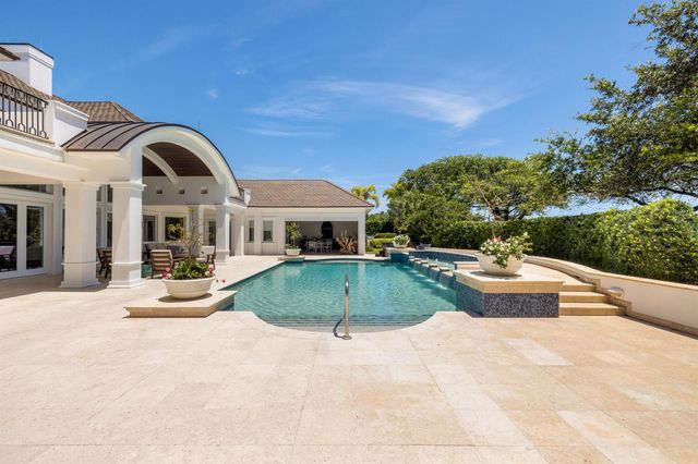 17965 SE Village Circle, Jupiter, FL 33469