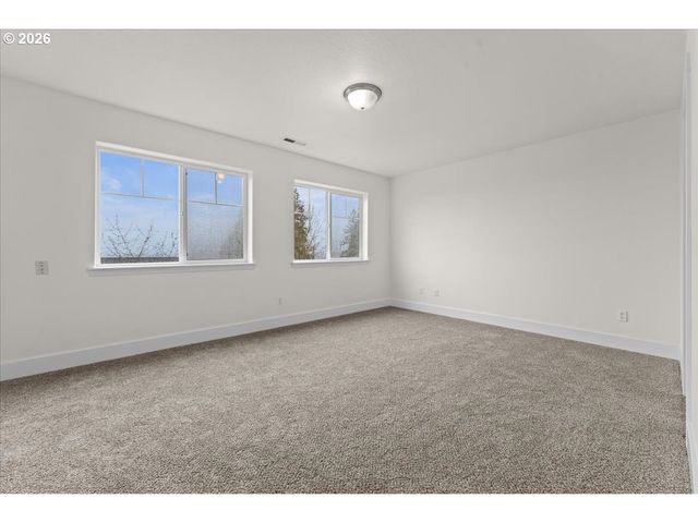 5022 Se 141ST Pl, Portland, OR 97236