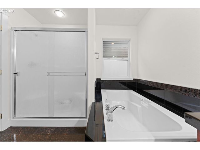 5022 Se 141ST Pl, Portland, OR 97236