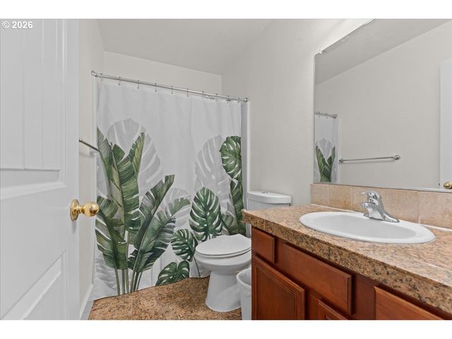 5022 Se 141ST Pl, Portland, OR 97236