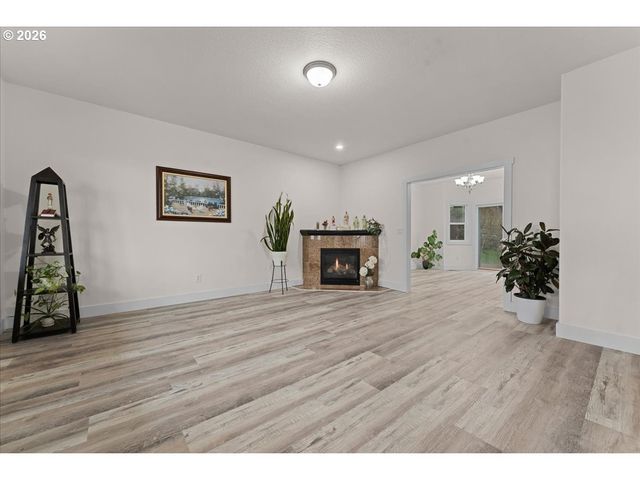 5022 Se 141ST Pl, Portland, OR 97236