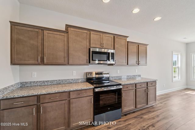 364 Water Wagon Trail, Jacksonville, NC 28546