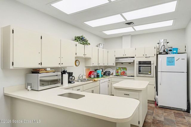 9030 York Lane 12g, West Melbourne, FL 32904