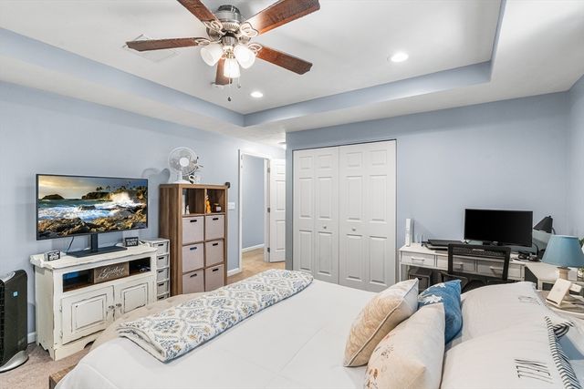 35 Boutelle St B, Leominster, MA 01453