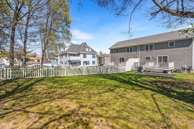 35 Boutelle St B, Leominster, MA 01453