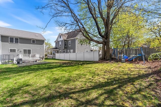 35 Boutelle St B, Leominster, MA 01453