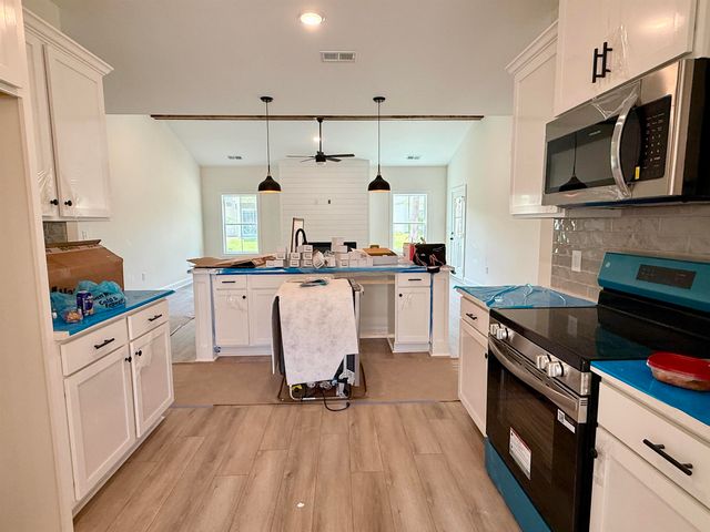 118 Dorset Pl., Conway, SC 29526