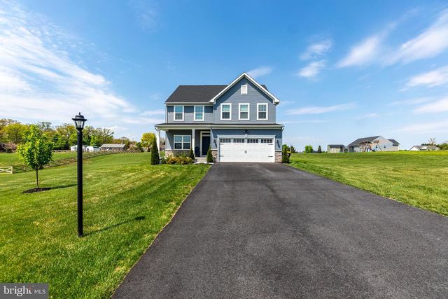 49 WINIFRED DR, Hanover, PA 17331
