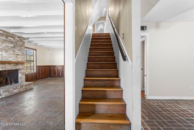 5109 Courthouse Road, Gulfport, MS 39507